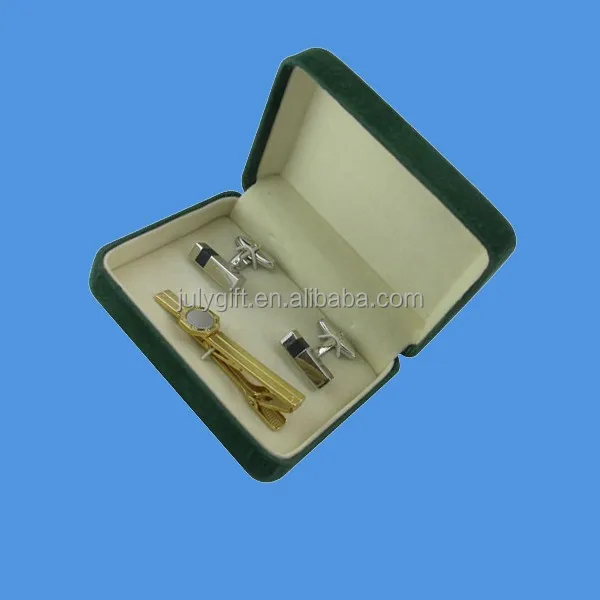 
custom made cufflink and tie pin set 