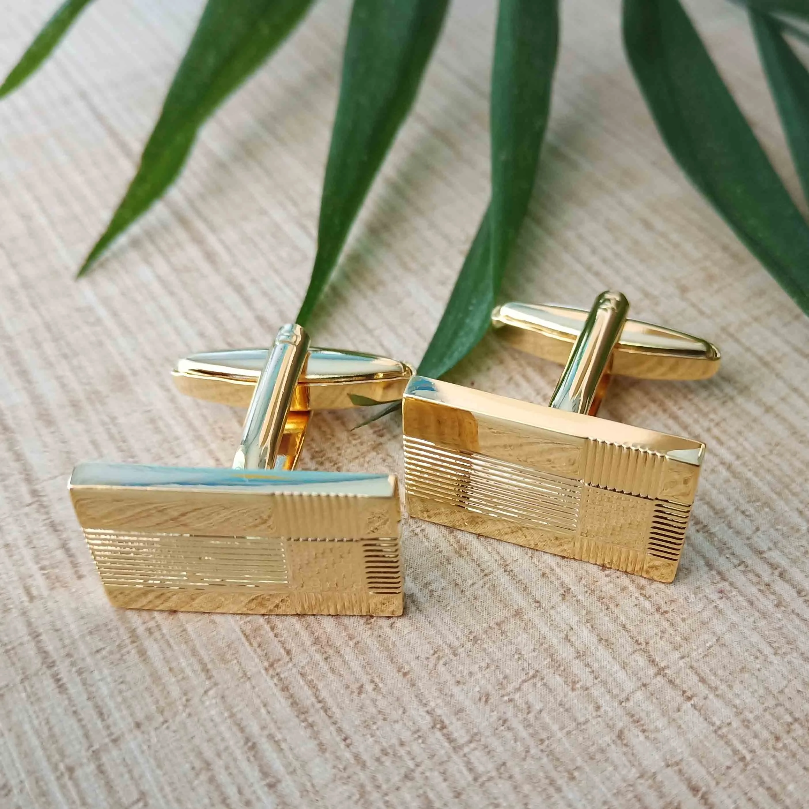 CA1007 classical style gold plating cufflinks for men square cuff button for sale engraved cufflinks for shirts