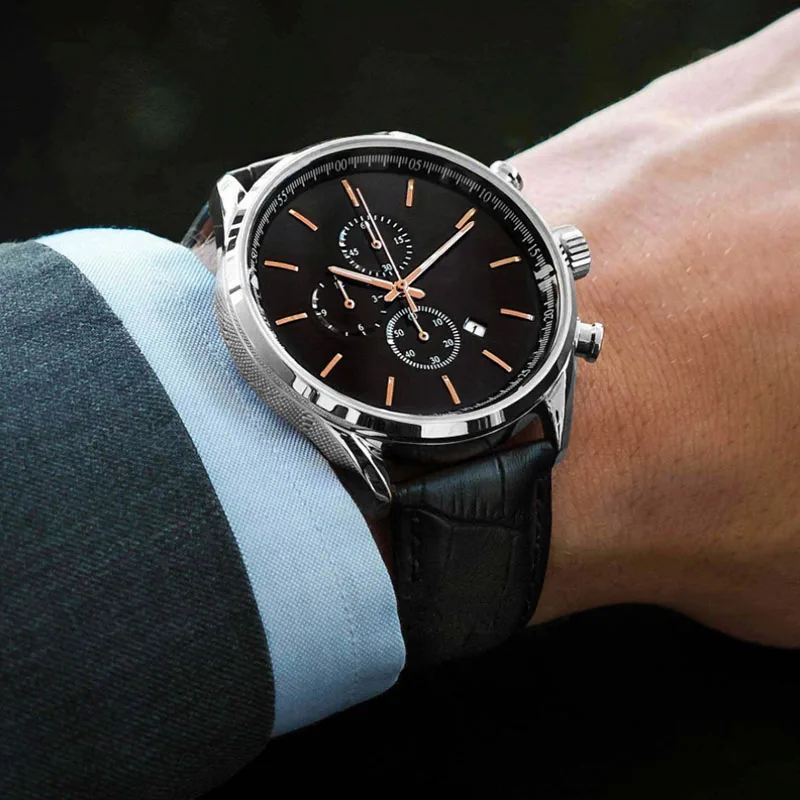 Made in China 3ATM Water Resistant Leather Men Watch for Gift