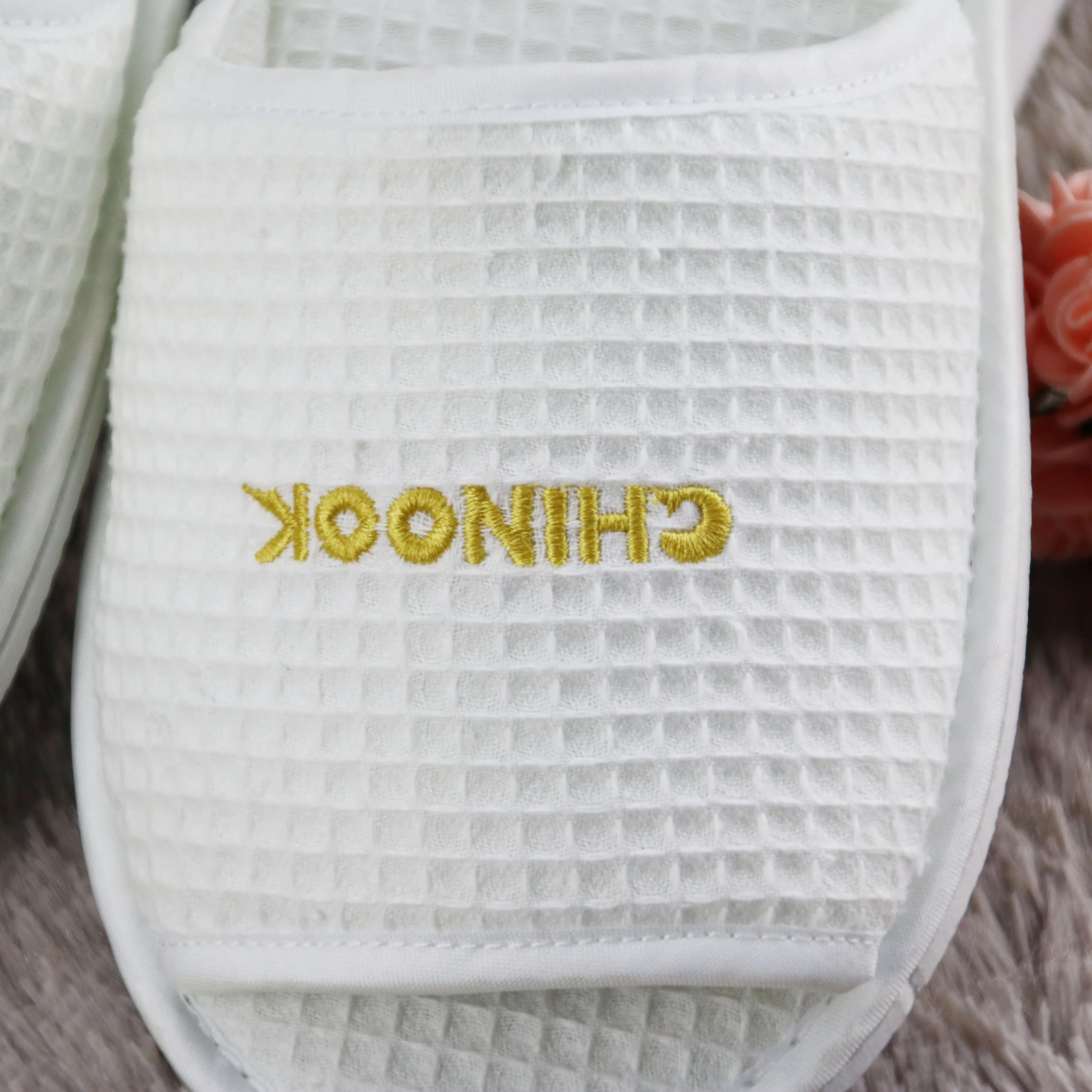 open toe white waffle   disposable slipper hotel slipper