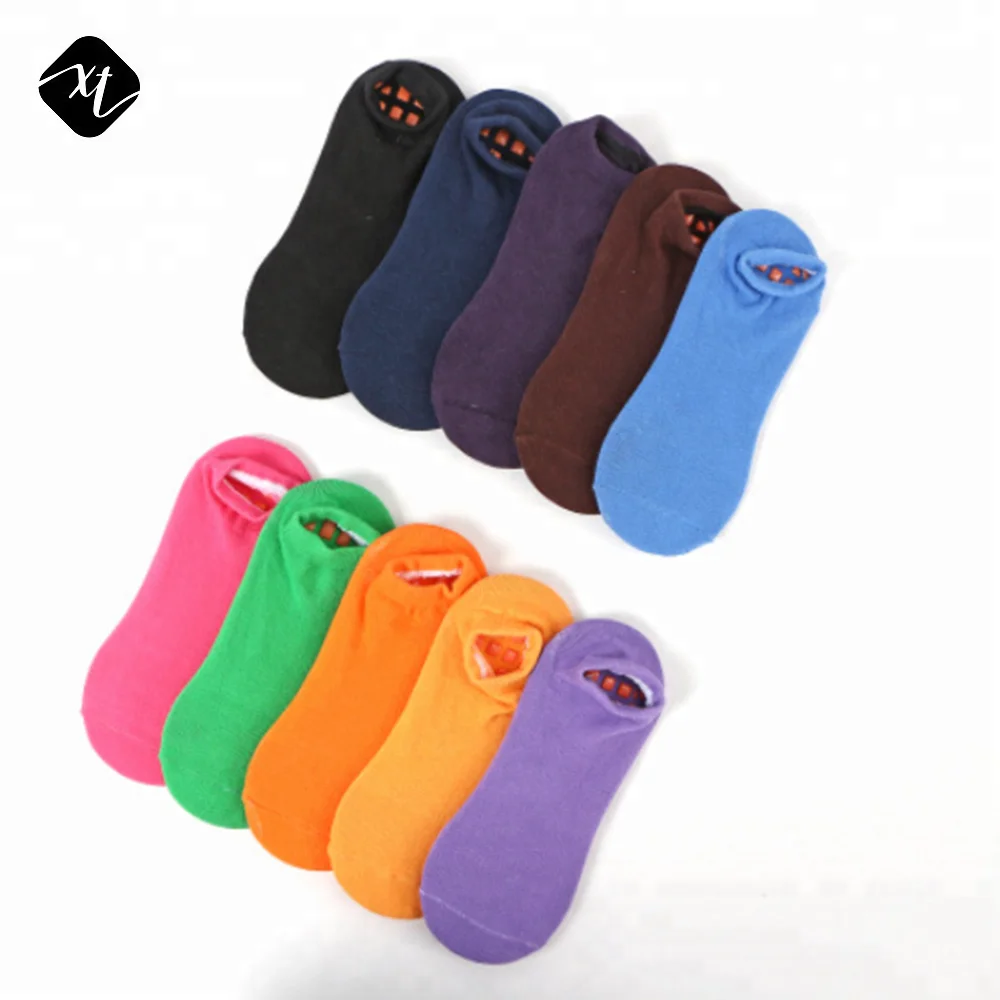 bulk wholesale custom anti slip silicon gel cotton kids grip trampoline socks