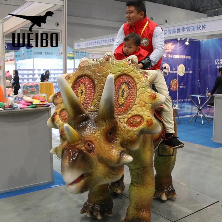 Animatronic dinosaur simulation triceratops robotic dinosaur ride