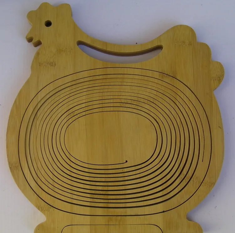 Natural Bamboo Hen Shape Folding Collapsible Fruit Basket