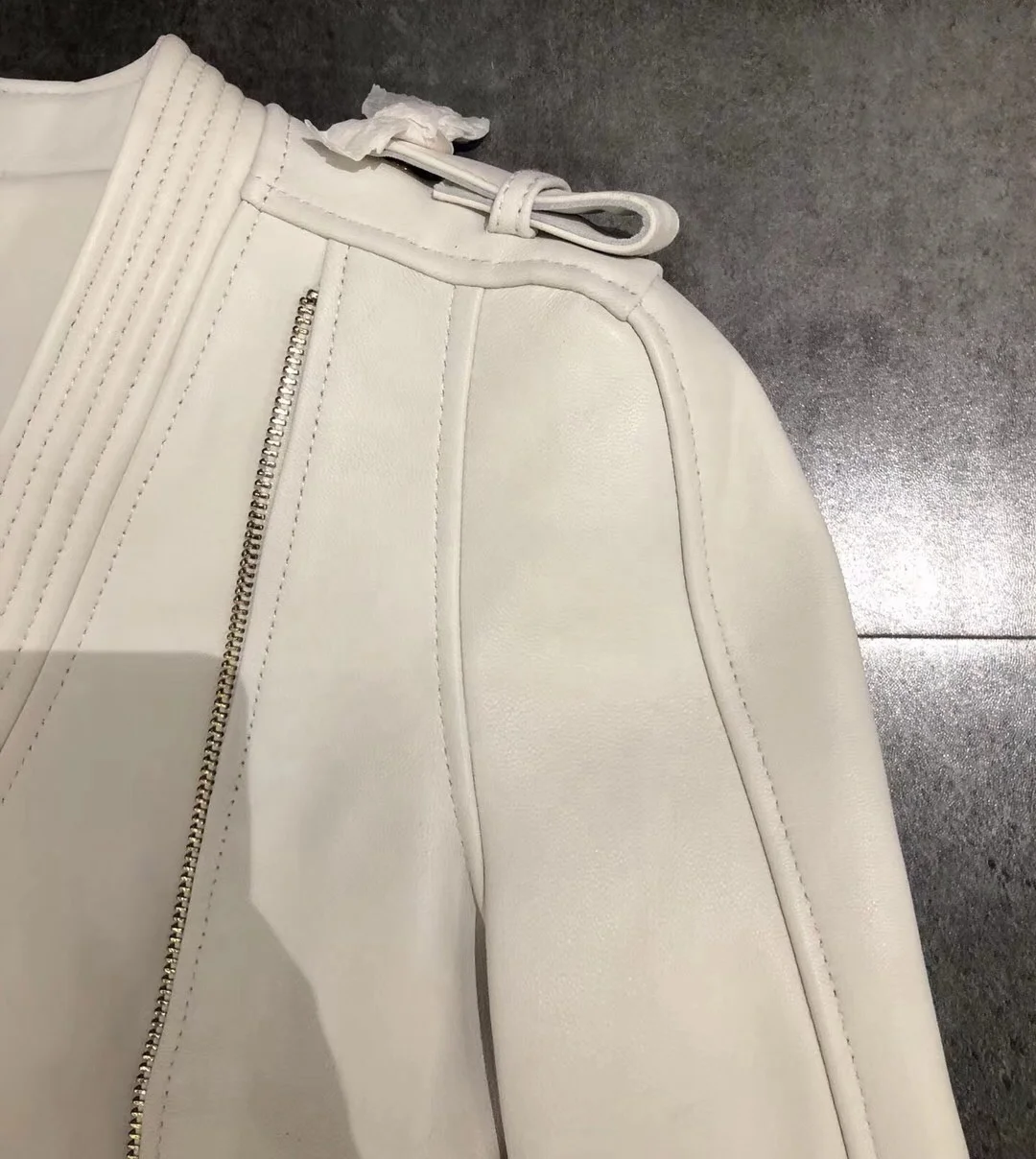 Fashion Long Sleeve V Collar Zip Up Coat Slim Fit Women Moto Jackets 2021 Short Lamb Nappa Pure Leather Jacket Motorcycle Jacket