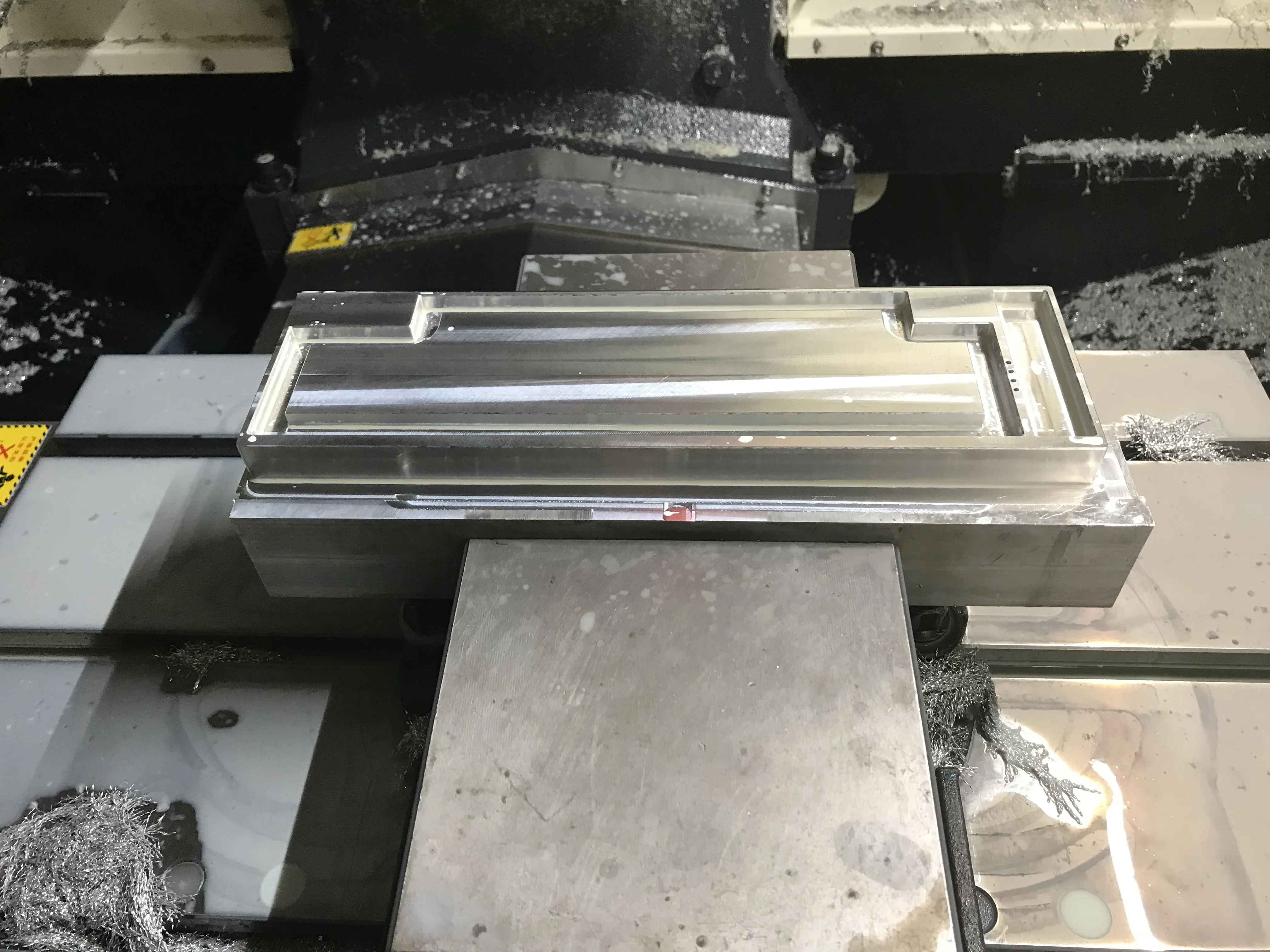 custom mechanical keyboard plate from Dadesin with aluminum