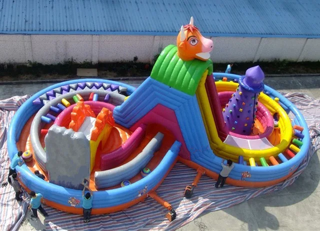 Guangzhou Manufacturer Outdoor Inflatable Amusement Park Equipment