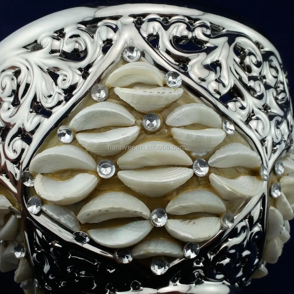 2014 ceramics vase with shell