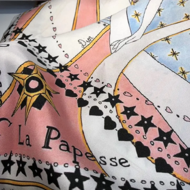 OEM custom design printed heavy fabric 18MM silk twill scarf silk square scarves hand roll-hemmed