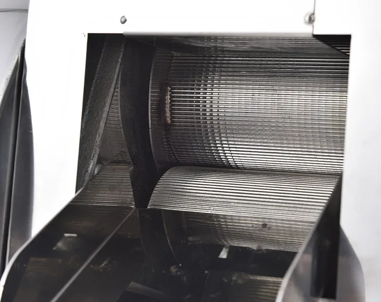 Настольная машина для извлечения сока из сахарного тростника