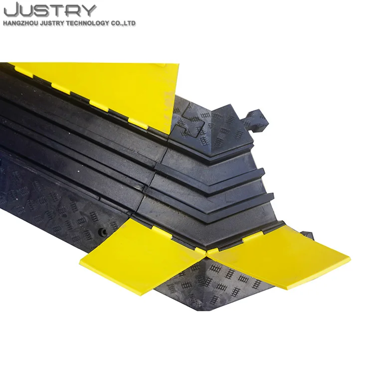 Cable hose ramp protector ramp/black rubber speed bumps