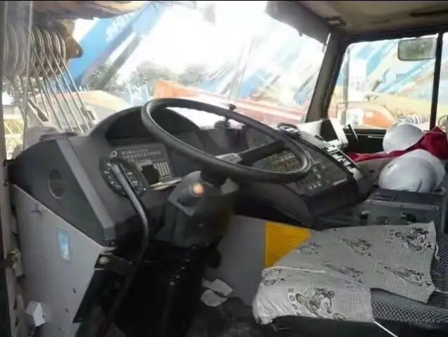 used Germany original LIEBHERR 300 TONS LTM1300 truck mounted crane for sale