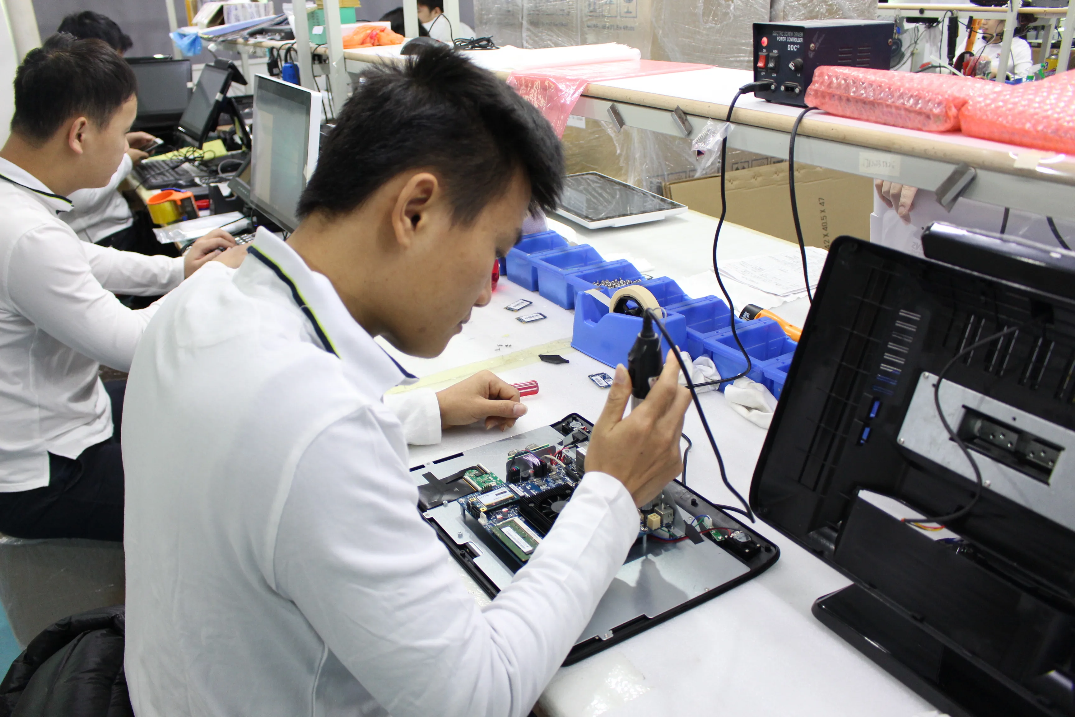 32 Inch Arcade LCD Touch Screen Monitor Display