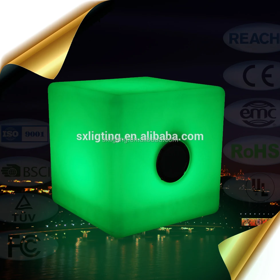 20*20*20cm Dual Speaker / LED Color Change Dual Speaker