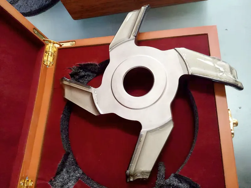 Wood machine tool parts pcd woodworking cnc concrete diamond cutter head wood door cutter