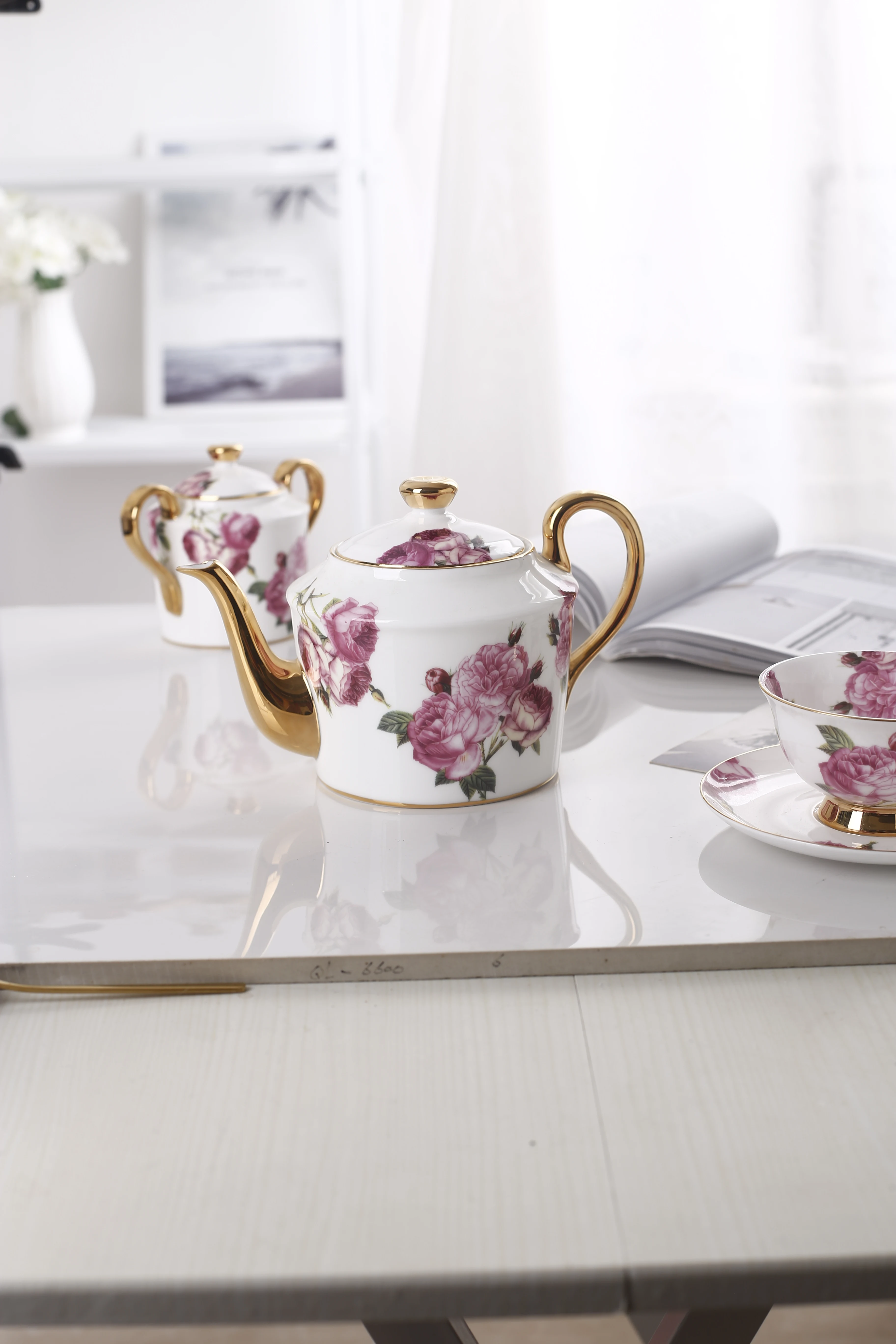 Floral decal design Arabic coffee cup set porcelain teapot turkish tea cup set luxury bone china tea set