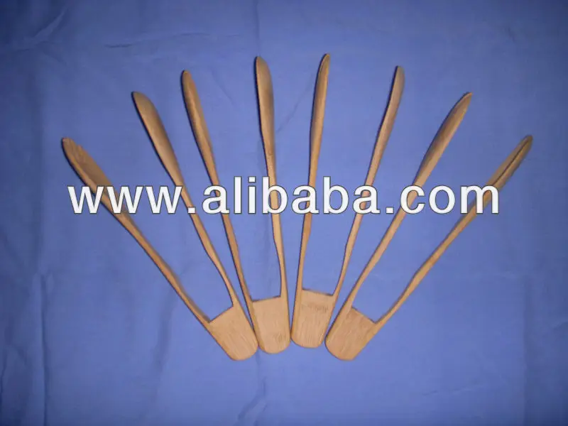 Eco-friendly  hot sale Bamboo Wooden Toast Bread Cake Bbq Clamps Grill  Salad Food Clip Serving Tongs for sale