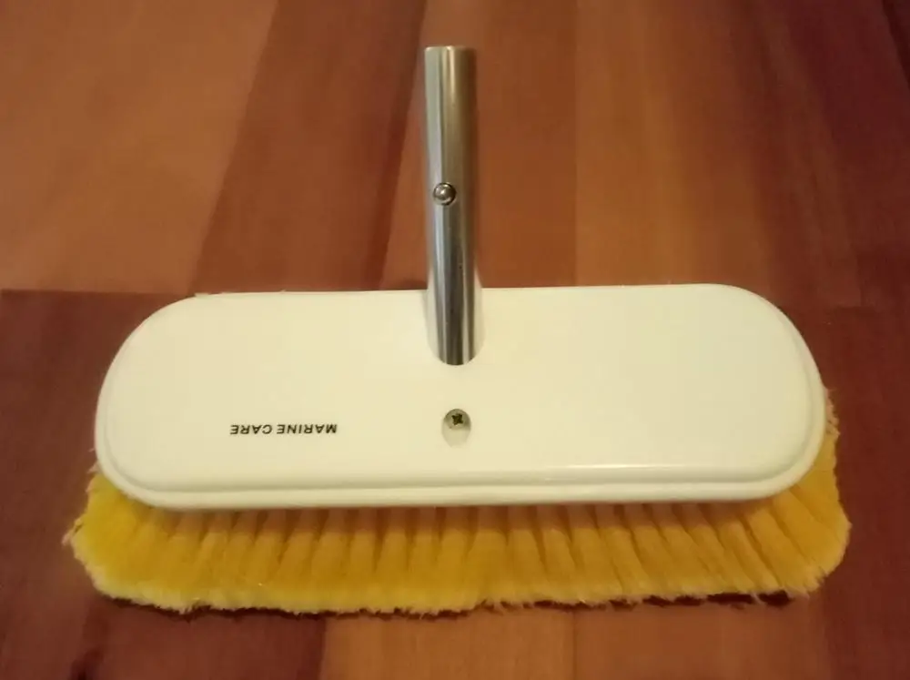 PLASTIC PROFESSIONAL MARINE DECK CLEANING BRUSH
