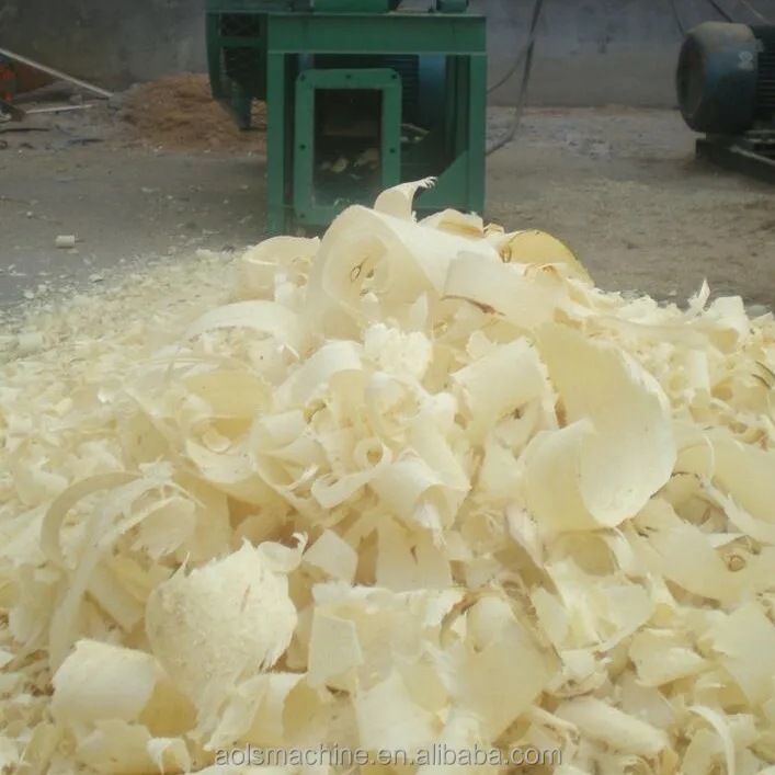 Mini wood shaving machine for making wood shavings