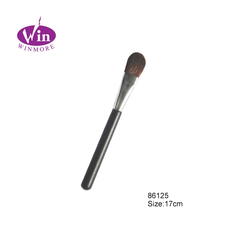 Foundation Cosmetic Blender Makeup Brush With Plastic Wood Handle