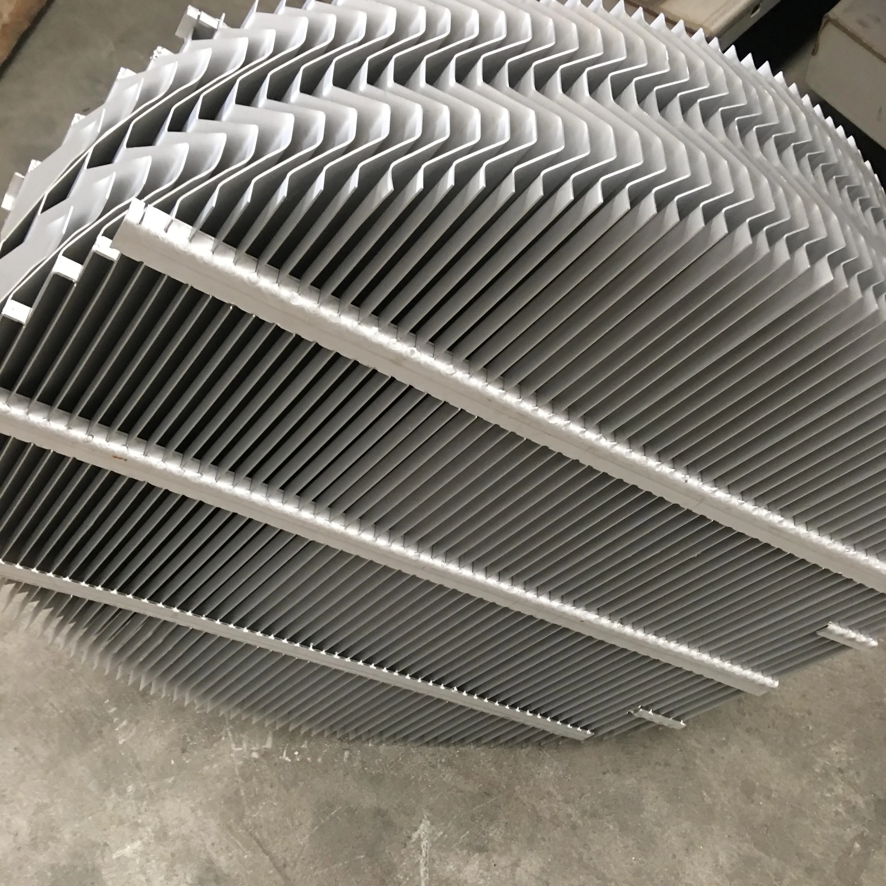 Металлический пакета лопасти ячеистой сети/тумана влагоулавливатель