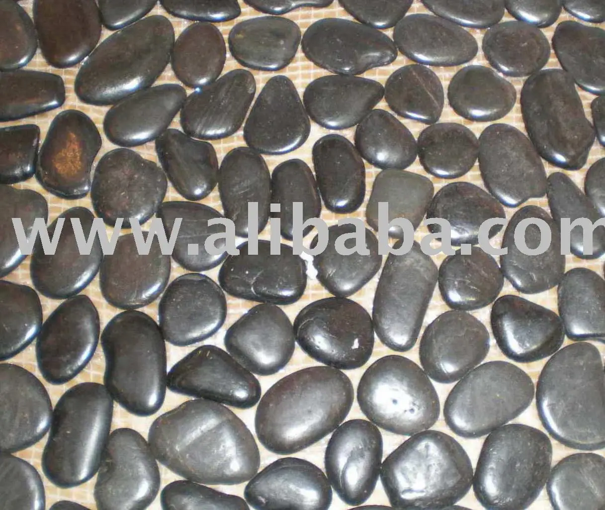 
Black Pebbles 