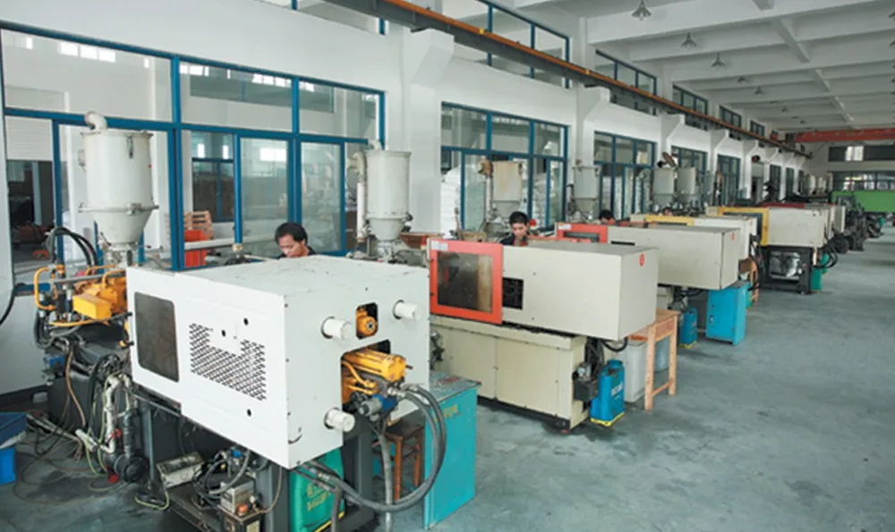 Rainmaker 20L Knapsack Plastic Battery Powered Chemical Sprayer