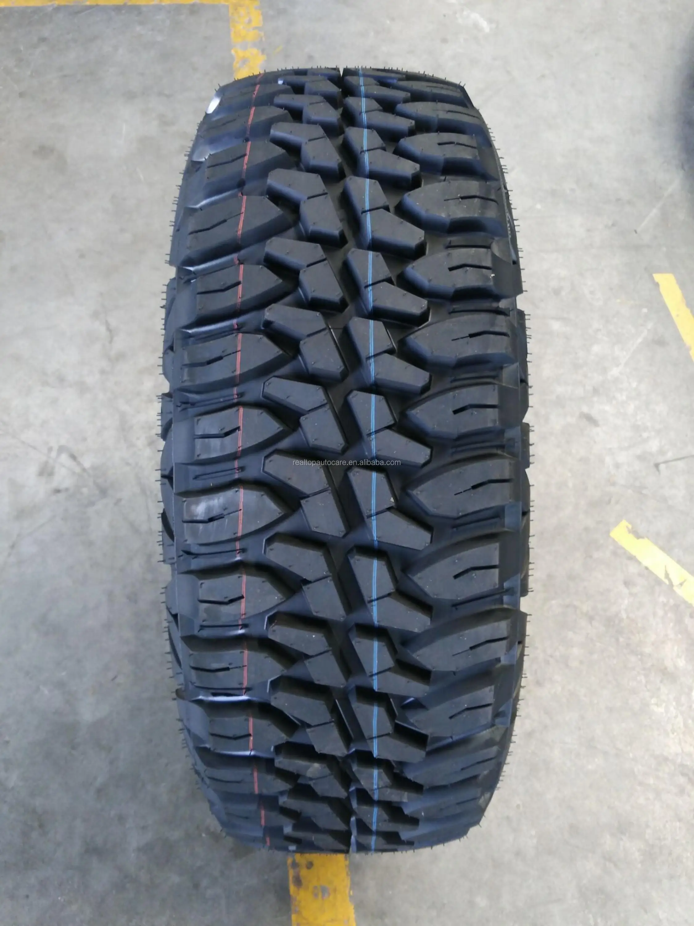 Chinese Brand Radial TBR Tires New Tubeless Flat Run Tyres with ECE Certificate Highly Competitive Prices