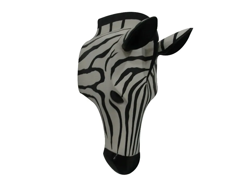 
diy-ze bra-polyresin figurines black and white wood horse craft decoration supplier 