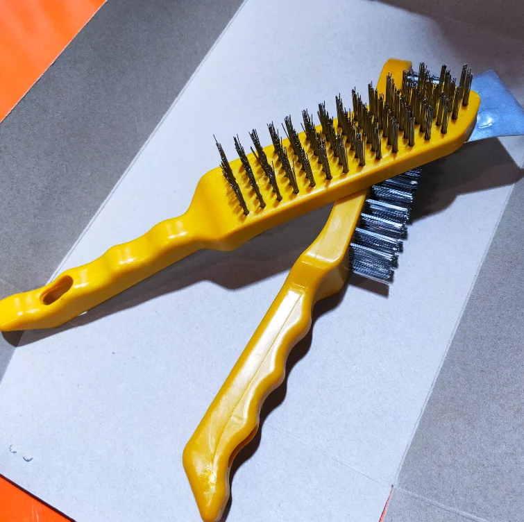 4 Rows Steel wire brush with yellow  plastic handle