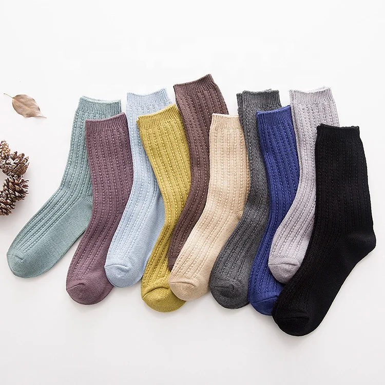 Cheap Autumn winter solid color unique design skin-friendly men crew socks,wholesale fashion custom polyester men sport crew sock
