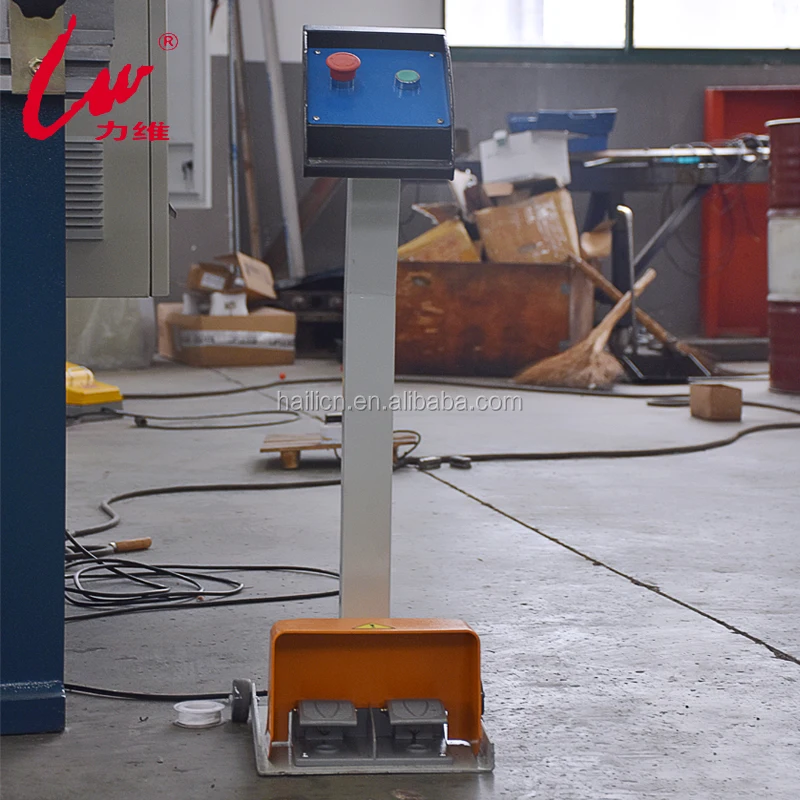 WC67K press brake finger protection, laser beam system for operator protection, safety control device