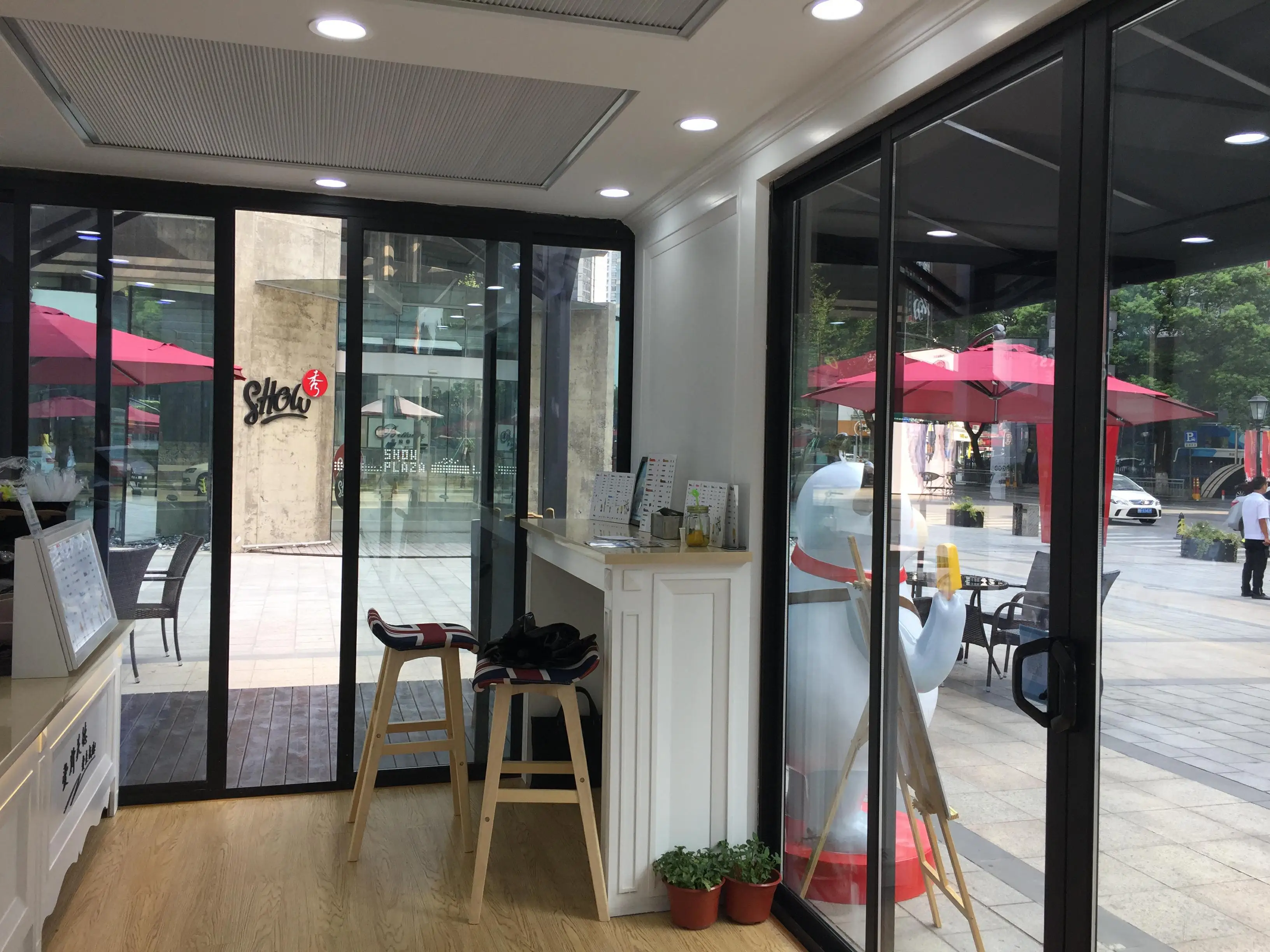 Cheap Container House Coffee House Prefab House Container Shop Design Shipping Container Homes Steel Structure China Shop