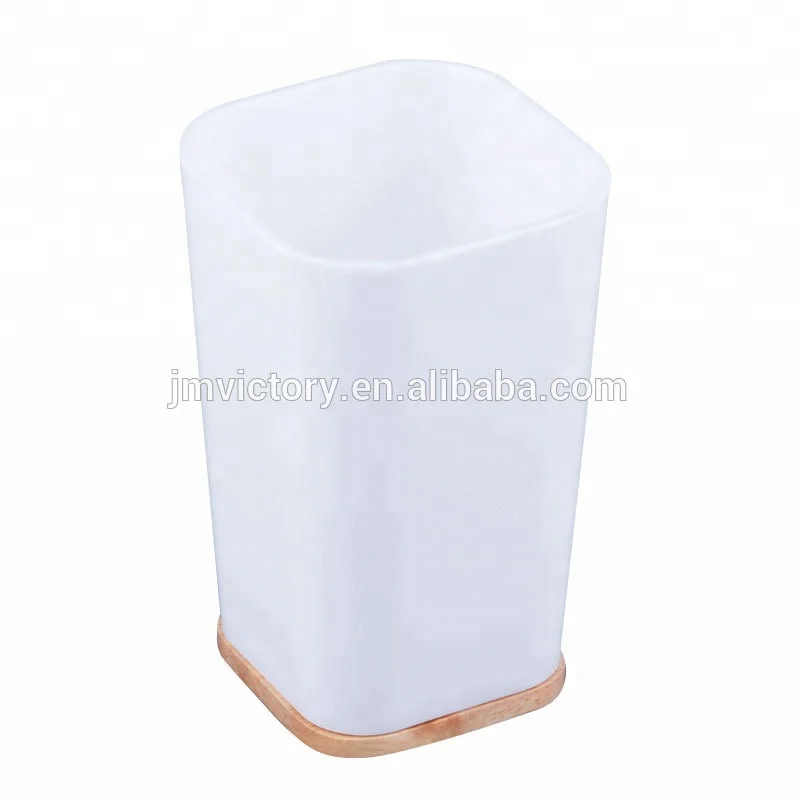 Customized Modern Hotel Plastic Bamboo Bathroom Accessories Set
