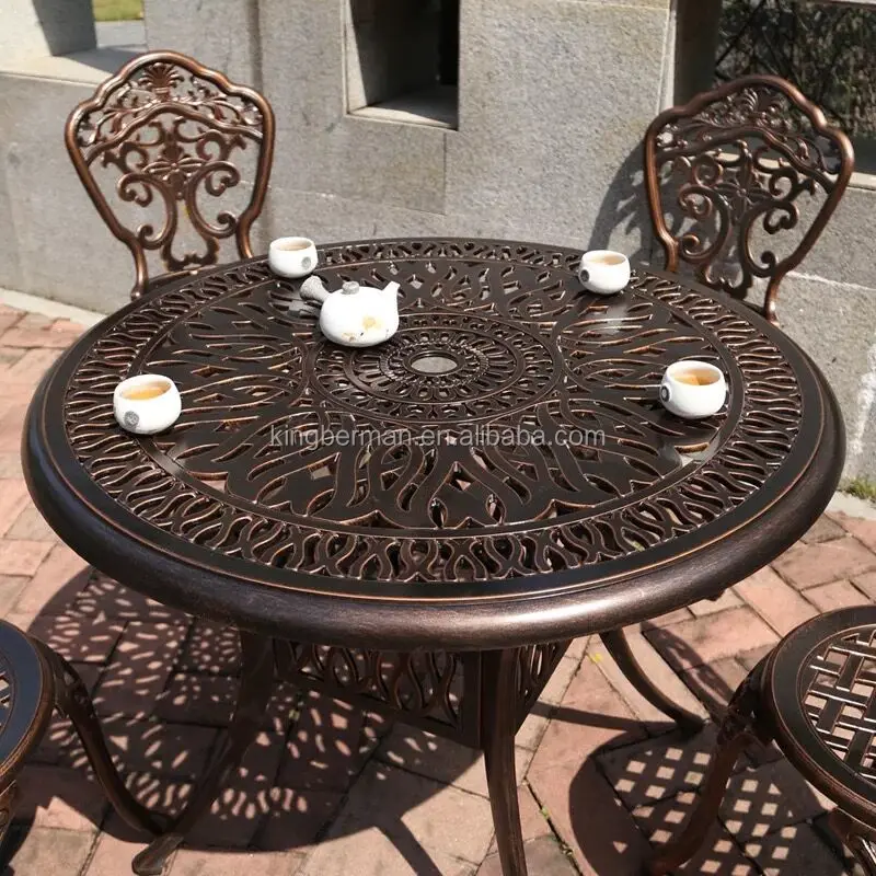 Садовая мебель из литого алюминия или железа стол и стулья садовые