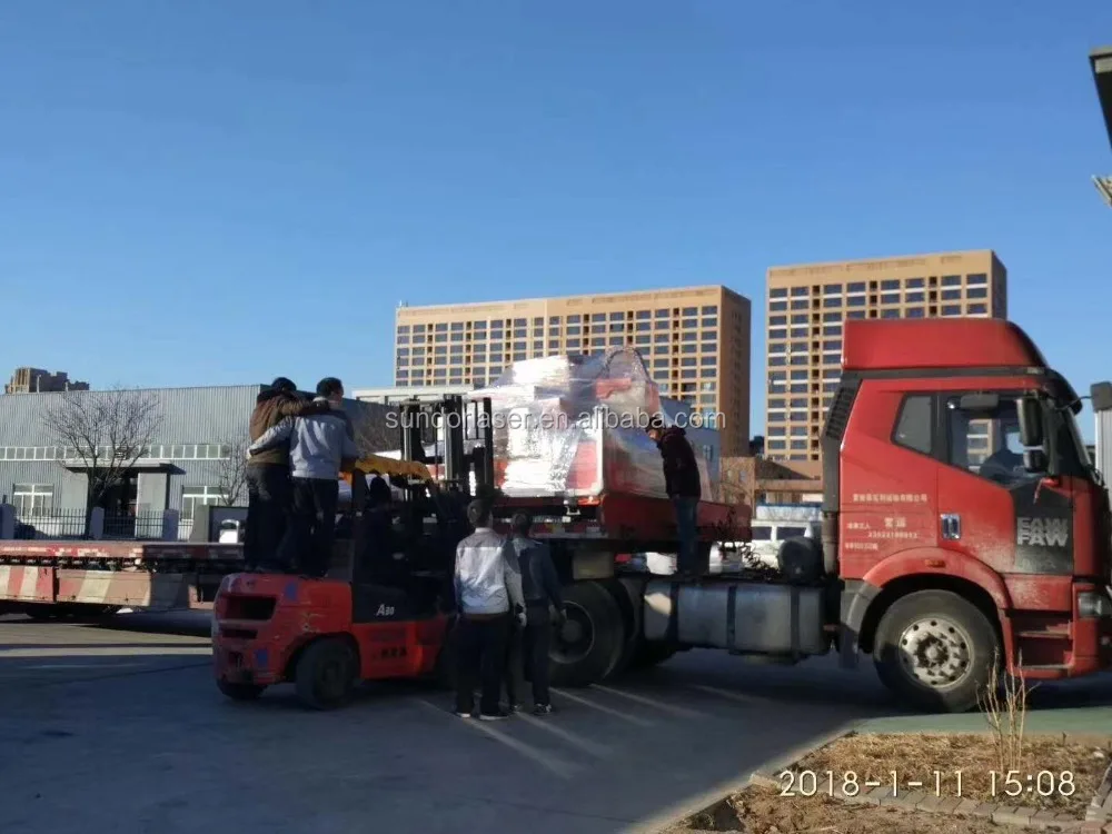 10% Off Cheap Price Non-Metal CO2 Online flying laser marking machine for PET bottles