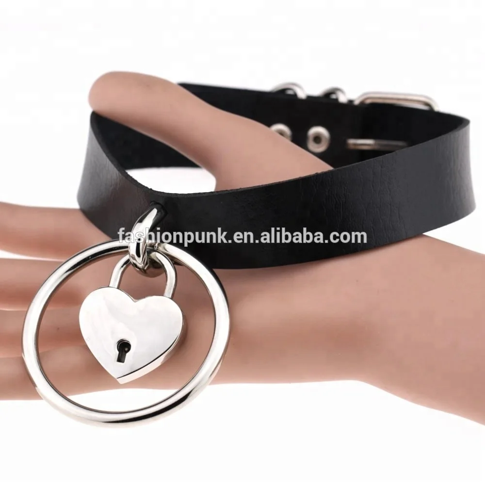 Sexy Fashion Harajuku Handmade Leather Choker belt Rock Punk Goth Collar belt O-Round Heart Lock Stud Necklace
