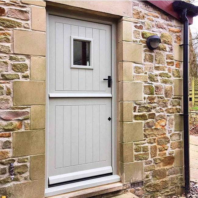 Composite Hollow/Solid Wooden Interior Modern Wood Groove Flush Door