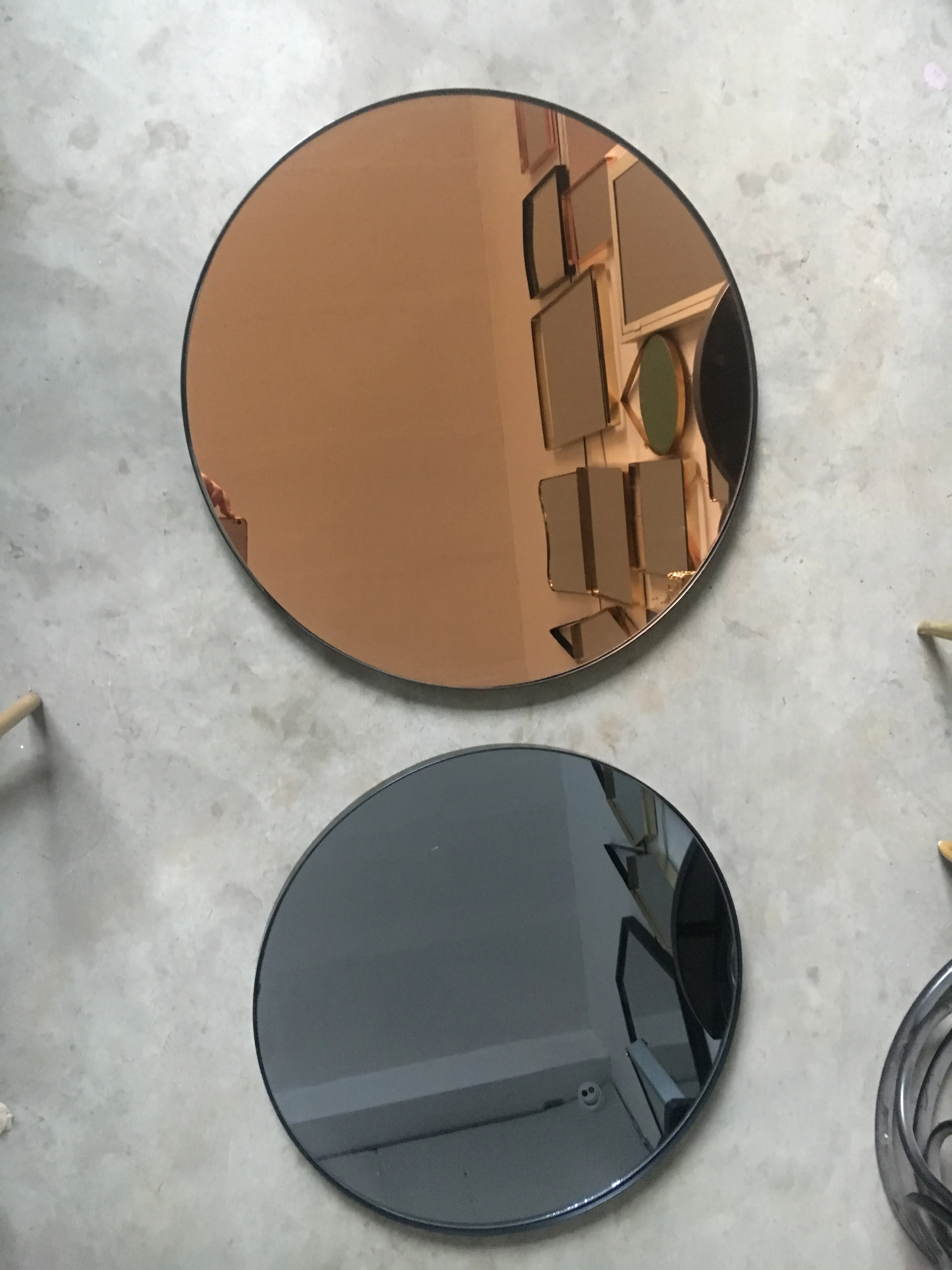 Black metal frame round colored mirror wall hanging mirror miroir circulaire dexoracion de espejo