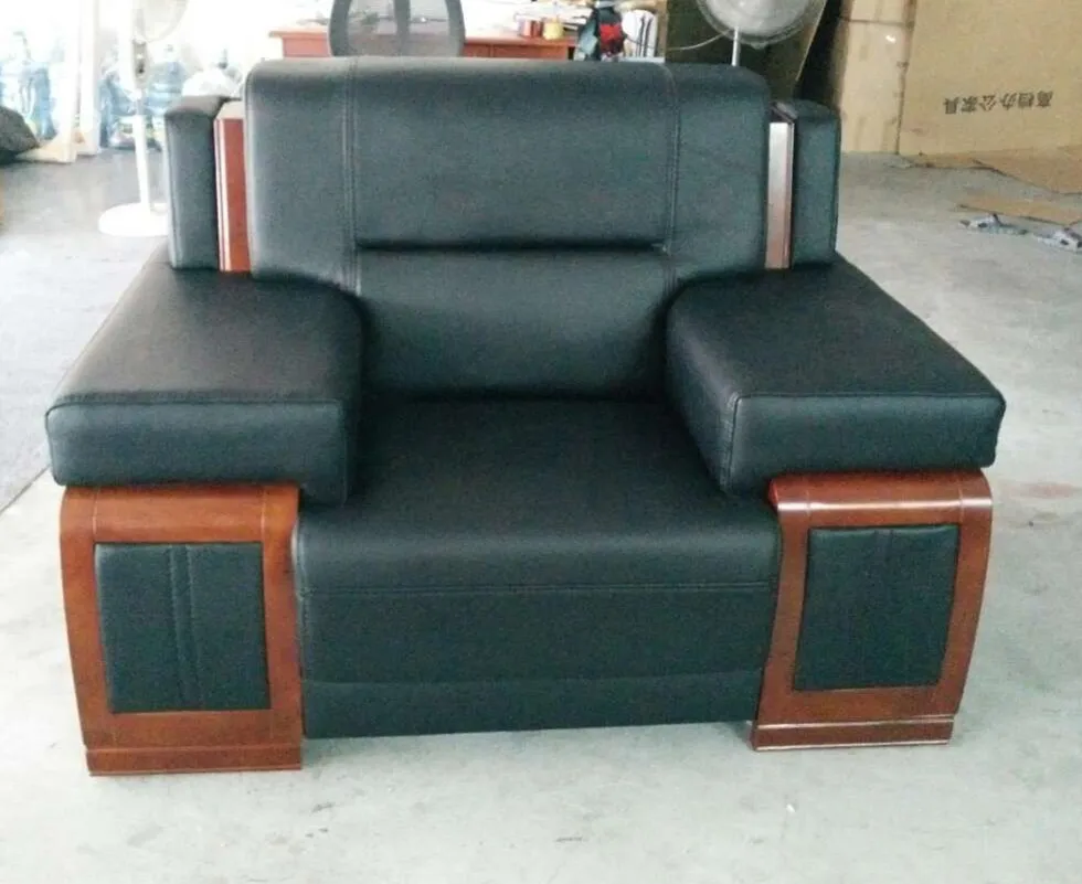 Роскошная мебель для президента, черное кресло из натуральной кожи, офисный одноместный диван (FOH-6609)