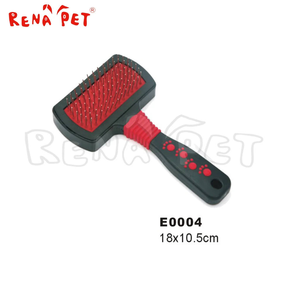 Удобная щетка для ухода за собаками