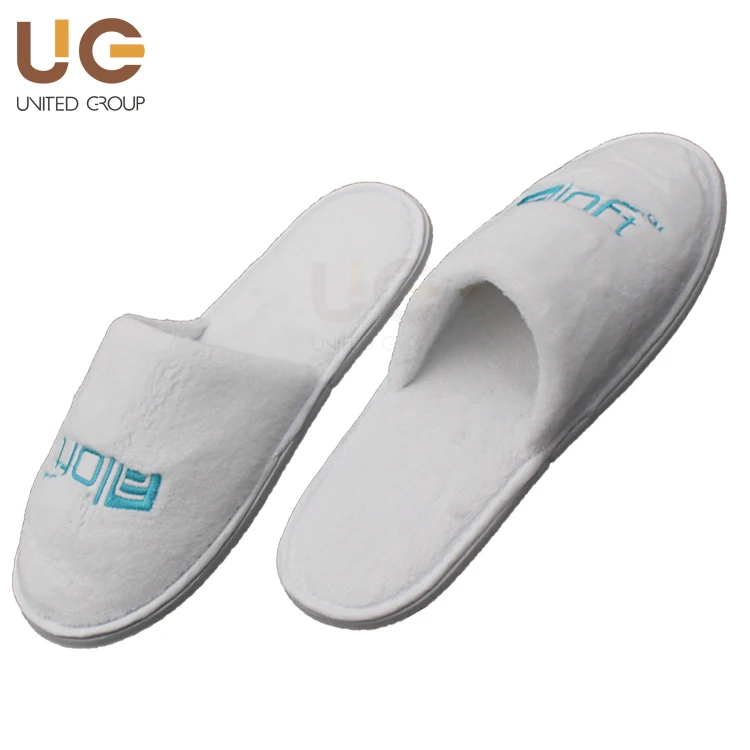  Горячая Распродажа персона с индивидуальным логотипом бархатные комнатные спа домашние гостиничные одноразовые Тапочки для дам вышитые