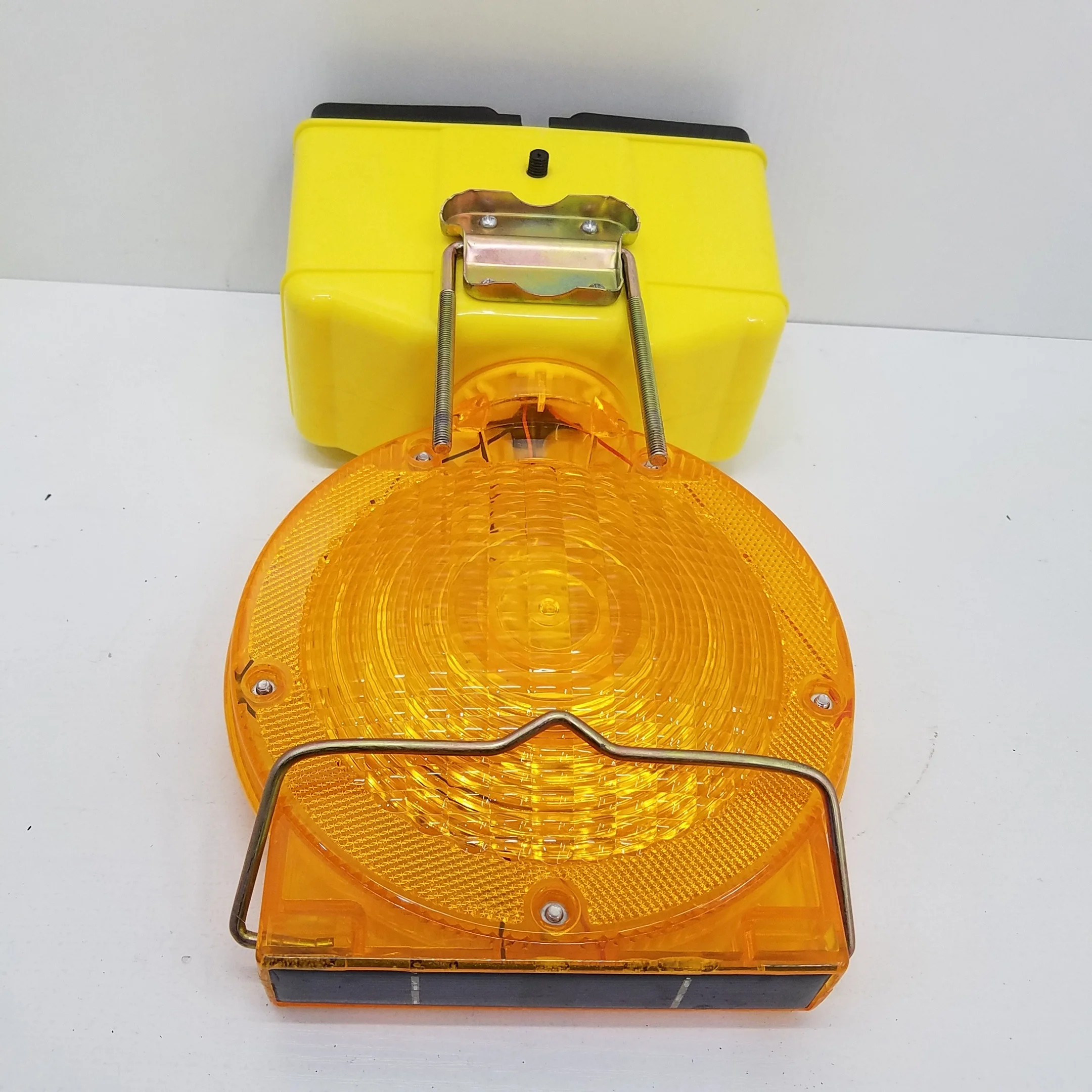 Chixin Yellow Flash light Solar Traffic Safety Warning Light on Traffic Barriers