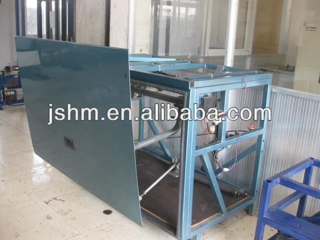 Механизм двери багажника