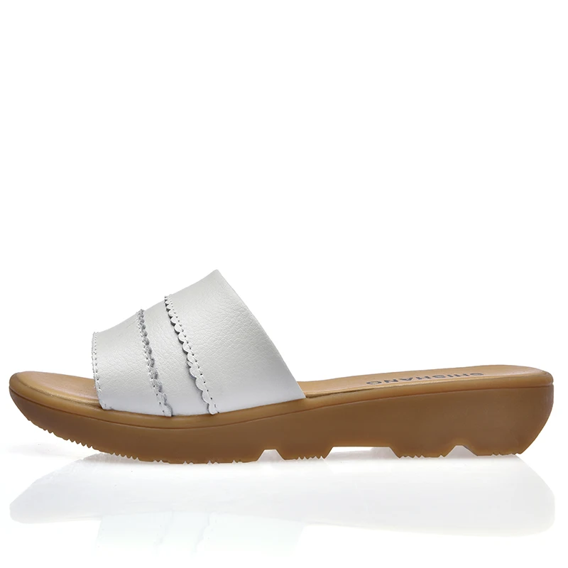 The new 2019 summer sandals white flip-flops for women