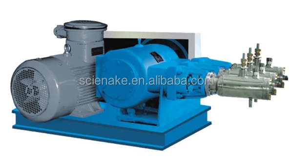 Medium pressure liquid natural gas pressure booster pump