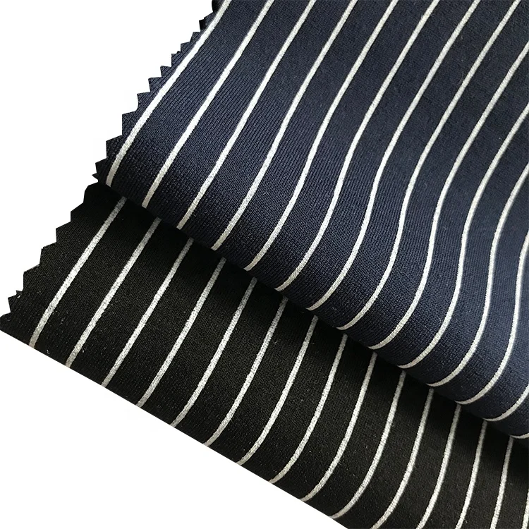 
Трикотажная ткань из джерси с лаковым покрытием и принтом tr roma 