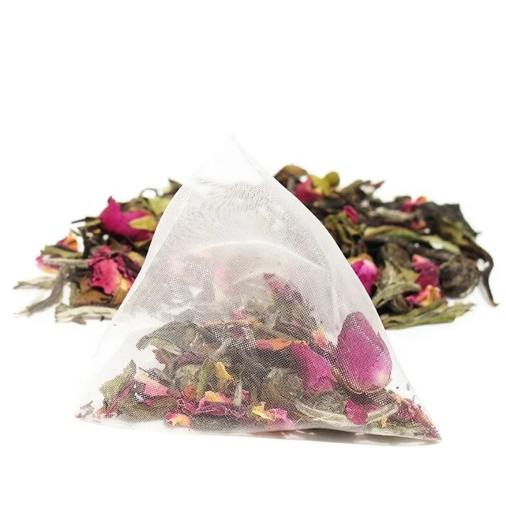 Chinese Factory Best Selling 50% Rose Bud 50% Black Tea Blended Pyramid Packing Rose Black Tea