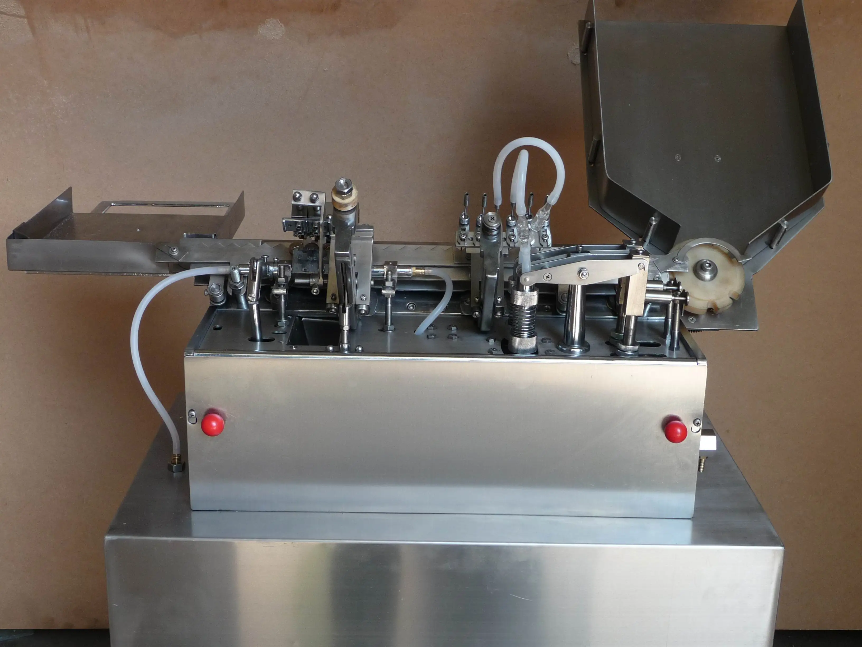 Машина для розлива и запечатывания ампул с закрытым горлом, Полностью герметичная машина для розлива жидкости для фармацевтической промышленности