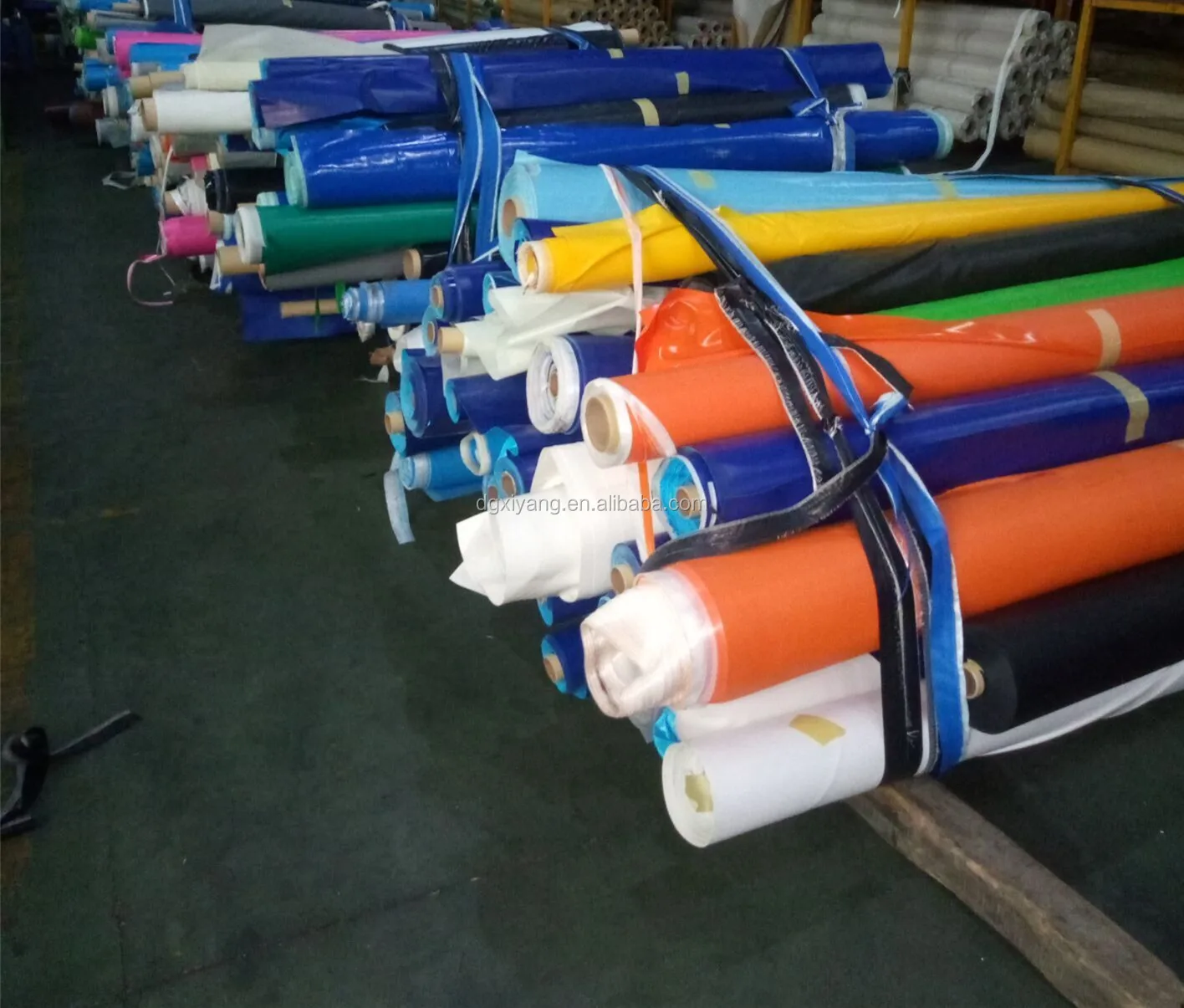 China suppliers Alibaba pvc tent fabric stock lot