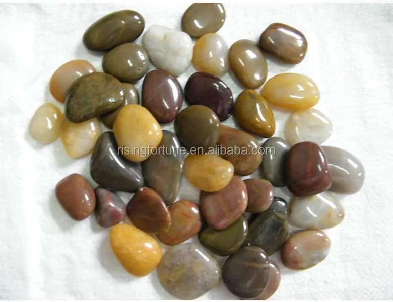 
Natural pebble stone for garden  (60694760306)